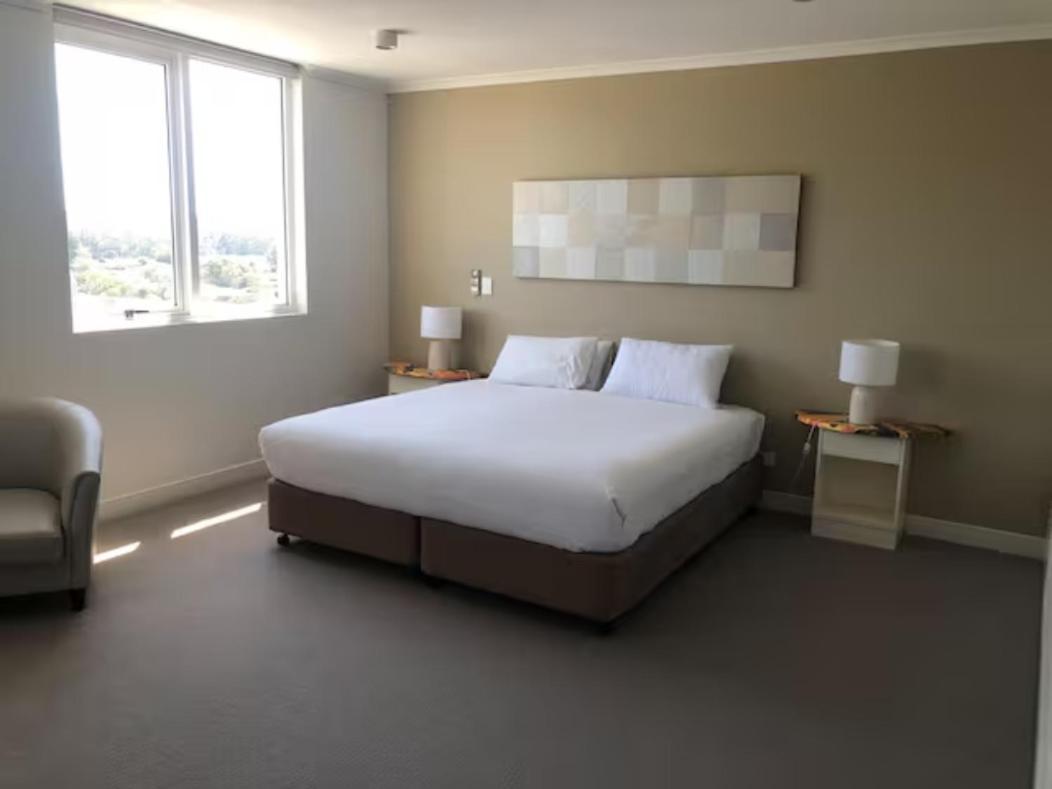 Base Holidays - Ettalong Beach Premium Apartments Eksteriør bilde