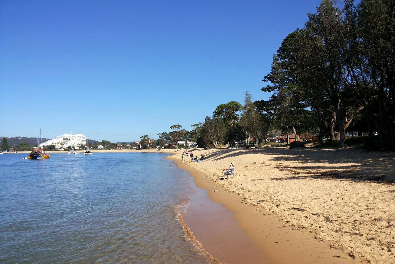 Base Holidays - Ettalong Beach Premium Apartments Eksteriør bilde