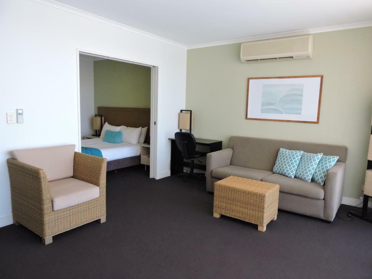 Base Holidays - Ettalong Beach Premium Apartments Eksteriør bilde